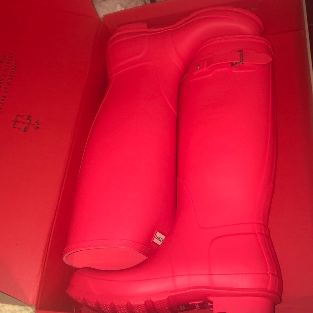 hyper pink hunter boots